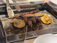 -爱客得牛排海鲜烤肉·火锅自助(春熙路黑金好店)