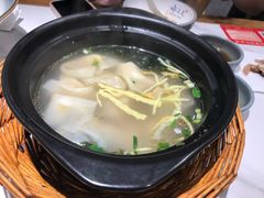 -馋三尺蟹粉小笼(人民广场店)