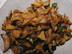-卢大鲜鱼头捞饭(美利广场店)