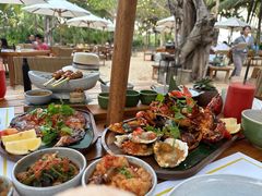 -三亚艾迪逊酒店·海滩烧烤 BARBACOA·现场乐队·浪漫晚餐·烧烤海鲜