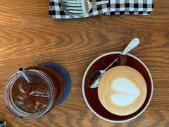 -ROAST coffee & eatery
