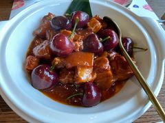 车厘子烧五花肉-甜阿姨·天台花园私房菜(万松园店)