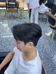 -藤野造型专业烫染接发