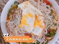 -爱的果实月嫂育婴师(世纪东方店)