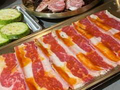 -围炉肉舍丹东海鲜烤肉·烤活鳗(步行街店)