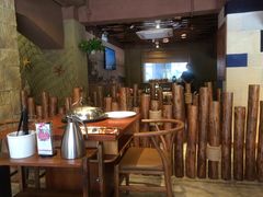 大堂-马路边上·小海鲜烧烤(八一路店)