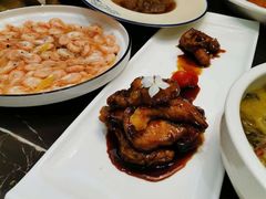 -南京悦客假日酒店