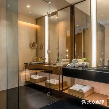 高端和时尚是它的灵魂  艺术且低调是它的美妙