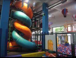 -动力星球家庭亲子游乐中心