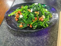 -路边边地标烧烤·川菜·小龙虾·音乐酒馆(良乡长虹店)