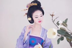 -盘子女人坊古装写真摄影(厦门总店)