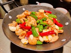 -老湖南民间菜·牛肉十八炒(花都店)