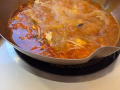 -毛辣果·贵州红酸汤牛肉火锅(西单店)