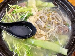 -丽虹云南过桥米线(兴工街店)