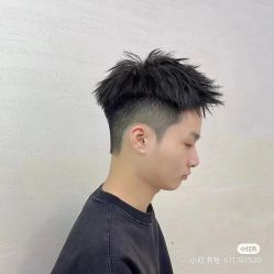 -丝语萱形象