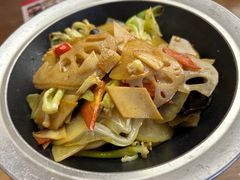 -有红鸡毛店·川菜(建设路店)