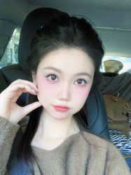 -明天见·化妆造型工作室