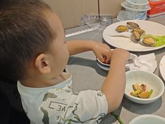 -鑫渔港海鲜本地菜·山海关浑锅(东戴河店)