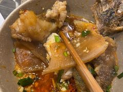 -肖肖酸萝卜鱼火锅(总店)