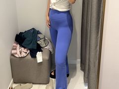 -lululemon(比斯特购物村店)