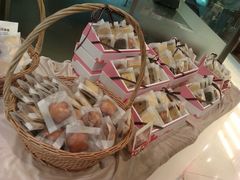 各种饼干点心-花花卷卷·鲜食蛋糕(静安久光百货店)
