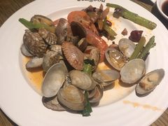 花甲-亚马逊海鲜自助餐厅(惠山万达店)