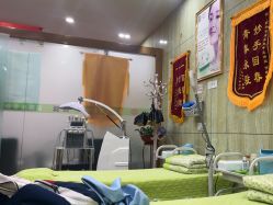 -苗医生专业祛痘·皮肤管理