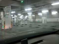 -久光百货-地下停车场