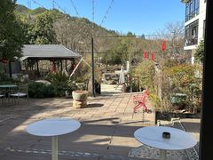 -Cafe In Little Forest