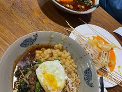 -丁丁猫重庆小面(徐州路店)
