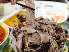 三分之一烤全羊-维吾尔餐厅(宜山路店)