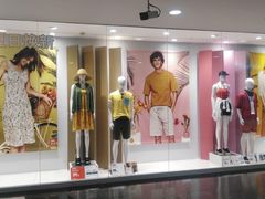 -优衣库(上海正大广场店)