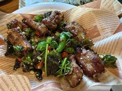 -头上红煨盐鸡·非遗院子餐厅