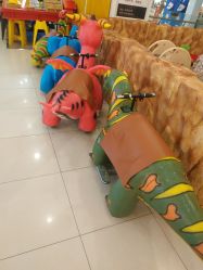 -莫莉幻想儿童乐园(北京上地华联店)