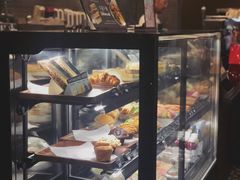 面包甜点陈列柜-星巴克臻选(杭州万象城店)