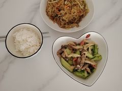 -悦芽照护月嫂+育儿嫂(杭州店)