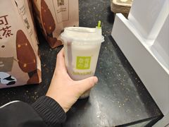 -奈雪的茶(亨特国际广场店)