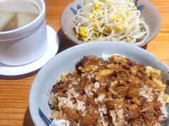 -红猪卤肉饭(大西洋美食城店)
