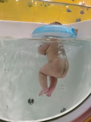 -爱婴岛婴儿游泳/推拿SPA馆(华南MALL店)