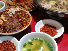 -谢老五跷脚牛肉·非遗传承店
