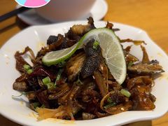 -隔壁老王·家常云南菜(花巷店)