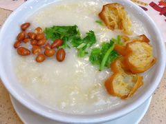 荔湾艇仔粥-点都德(千灯湖环宇城店)