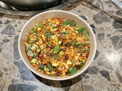 -肖肖酸萝卜鱼火锅(总店)