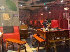 大堂-莽子老火锅(大坪店)