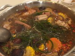 -一席地·本地鸡窝·杭帮鸡火锅(萧山银隆百货店)