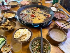 -黄潇洒老火锅(九眼桥宏济巷店)