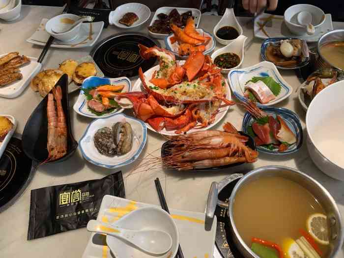 宴誉恋海·活鲜刺身美学自助(新街口店)-"期待很久的海鲜大餐和朋友一