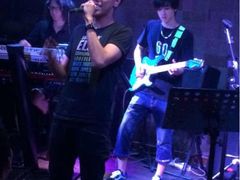 iphone_upload_pic-ohbar live house(人广店)