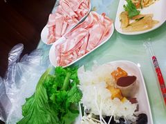 -荣吉招牌自助骨头锅(顾乡店)