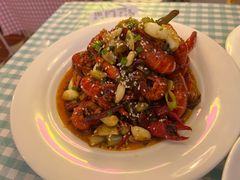 -捌贰虾蟹·江湖菜馆(江汉路店)